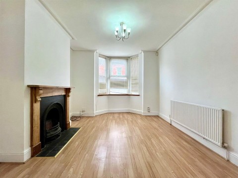 Click the photo for more details of Ivy Road, Abington, Northampton, NN1