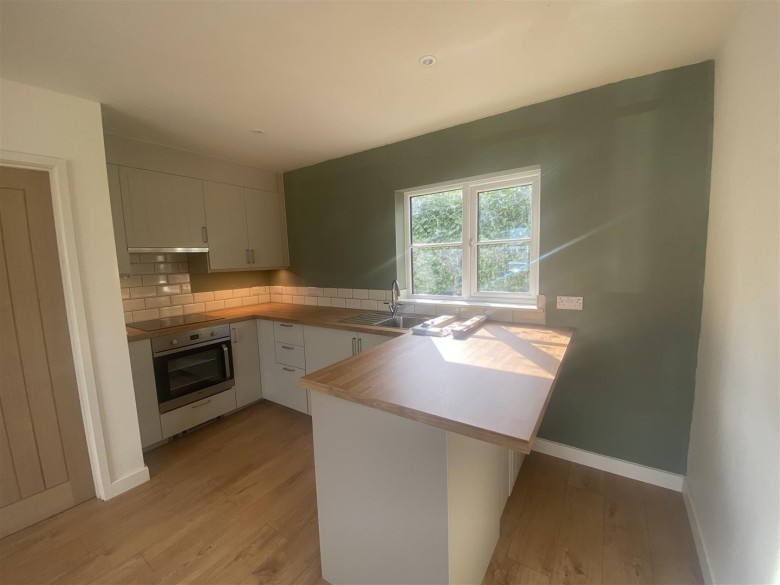 Click the photo for more details of Closworth, Yeovil, Somerset