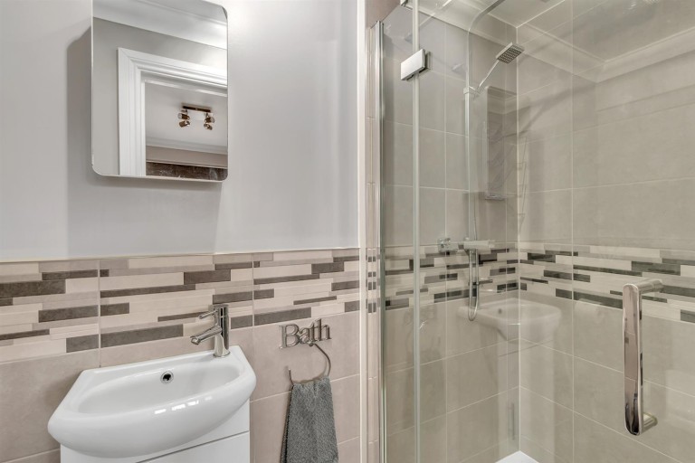 Images for Kilmington, Axminster