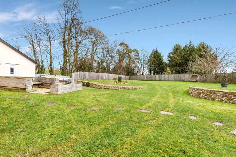 Images for Kilmington, Axminster