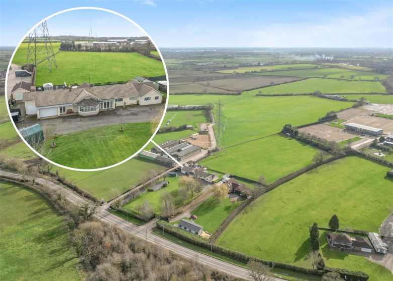 Click the photo for more details of Bedworth Road, Bulkington, CV12