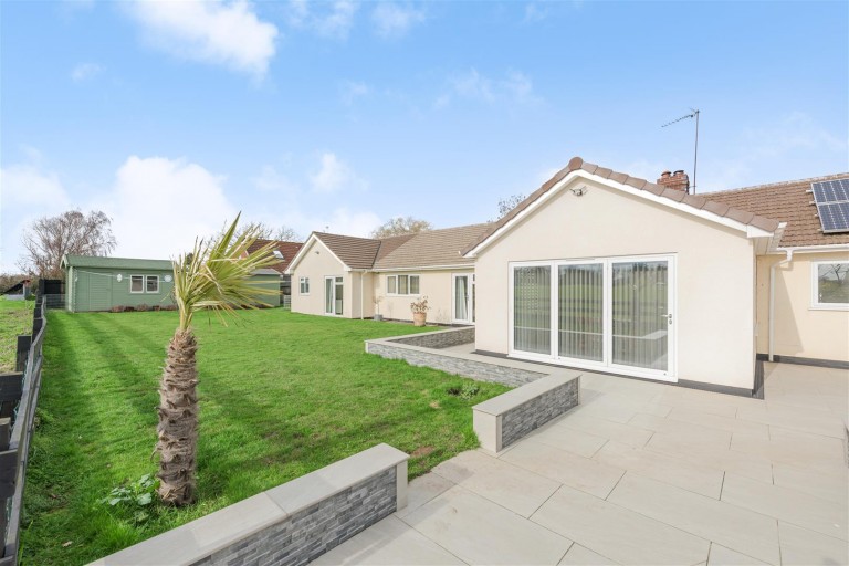 Images for Bedworth Road, Bulkington, CV12