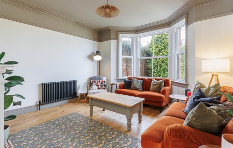 Click the photo for more details of Cowes, Isle of Wight