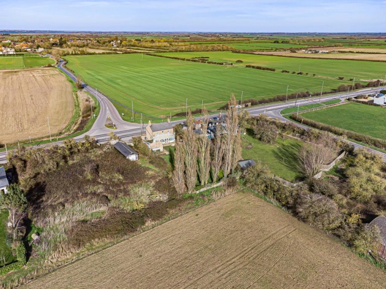 Click the photo for more details of Ely Road, Witcham Toll