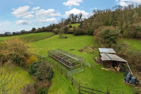 Click the photo for more details of Doddiscombsleigh, Exeter