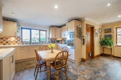 Images for Doddiscombsleigh, Exeter