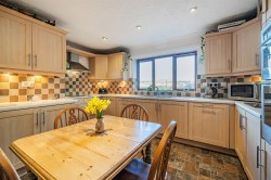 Images for Doddiscombsleigh, Exeter