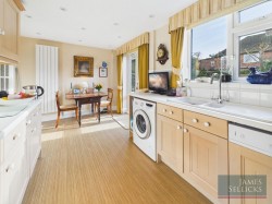 Images for Carfax Avenue, Oadby, Leicestershire