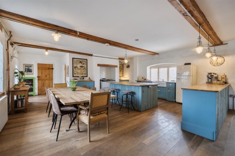 Click the photo for more details of Dorchester Road, Maiden Newton, Dorchester