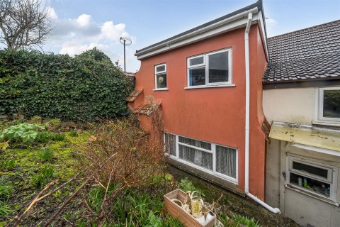 Click the photo for more details of Bickington, Barnstaple