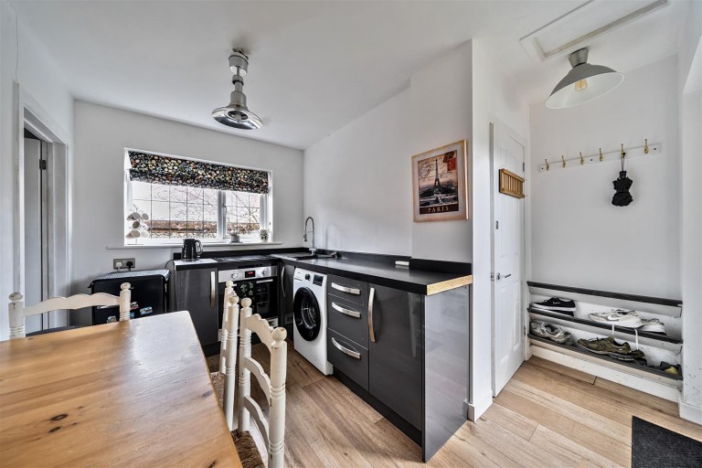 Images for White Cliff Gardens, Blandford Forum