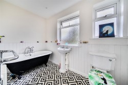 Images for White Cliff Gardens, Blandford Forum