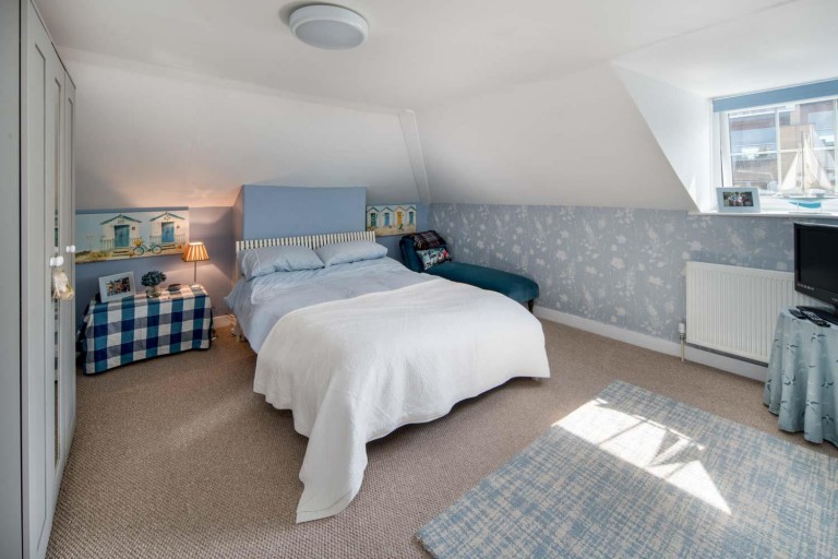 Images for Cowes, Isle of Wight