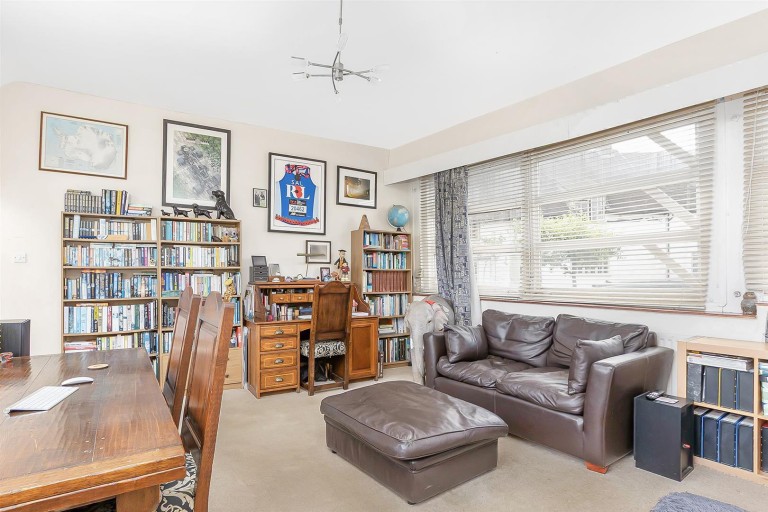 Images for Kilsby Road, Barby, Rugby, CV23