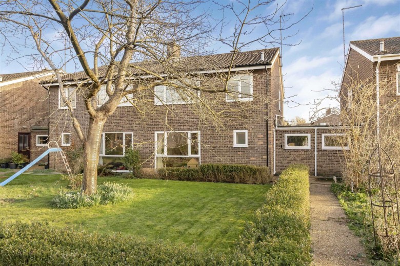 Click the photo for more details of Barrons Way, Comberton, Cambridge