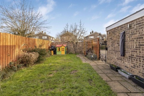 Click the photo for more details of Barrons Way, Comberton, Cambridge