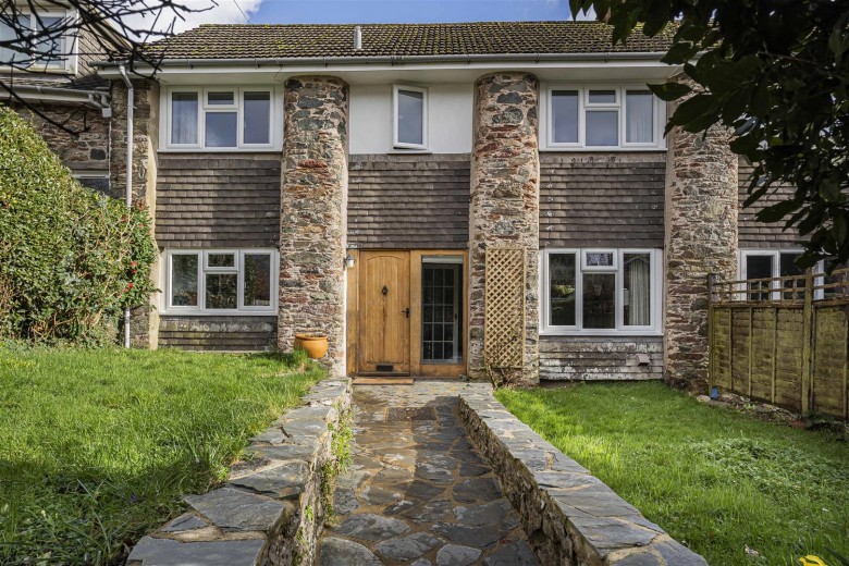 Click the photo for more details of Ashprington, Totnes