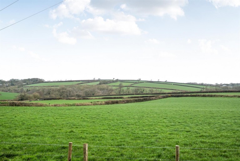 Images for East Putford