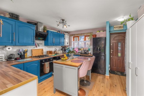 Click the photo for more details of Parklands, Banbury