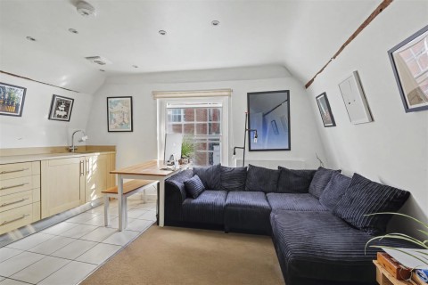 Click the photo for more details of White Horse Apartments, Hill Street, Saffron Walden