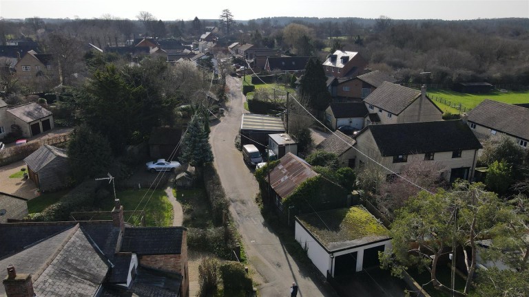 Images for Cattle End, Silverstone, NN12