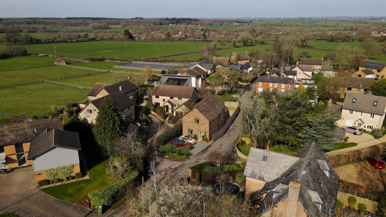 Images for Cattle End, Silverstone, NN12