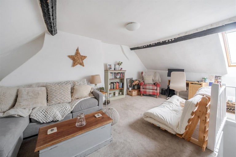 Images for Watling Street East, Towcester, NN12