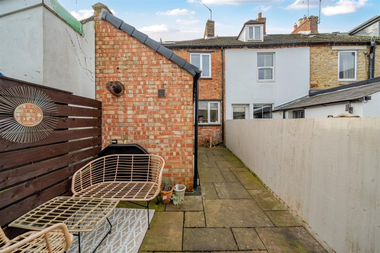 Images for Watling Street East, Towcester, NN12