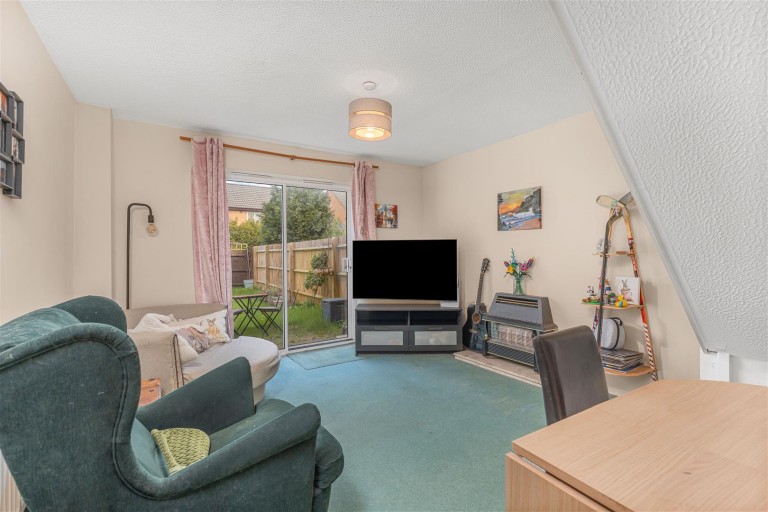 Images for Wellington Avenue, Banbury - ideal for commuters