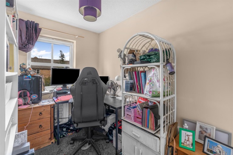 Images for Wellington Avenue, Banbury - ideal for commuters