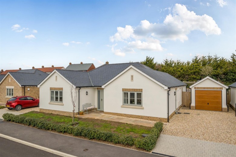 Click the photo for more details of School Hill, Chickerell, Weymouth