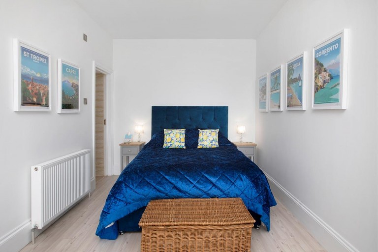 Images for Warren Road, Torquay