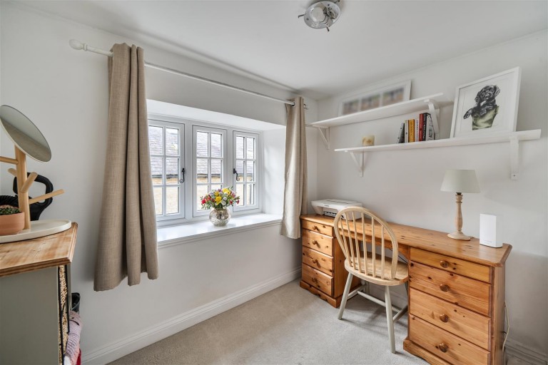 Images for St. Michaels Court, Ashton, NN7