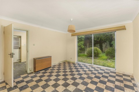 Click the photo for more details of Burlington Gardens, Banbury