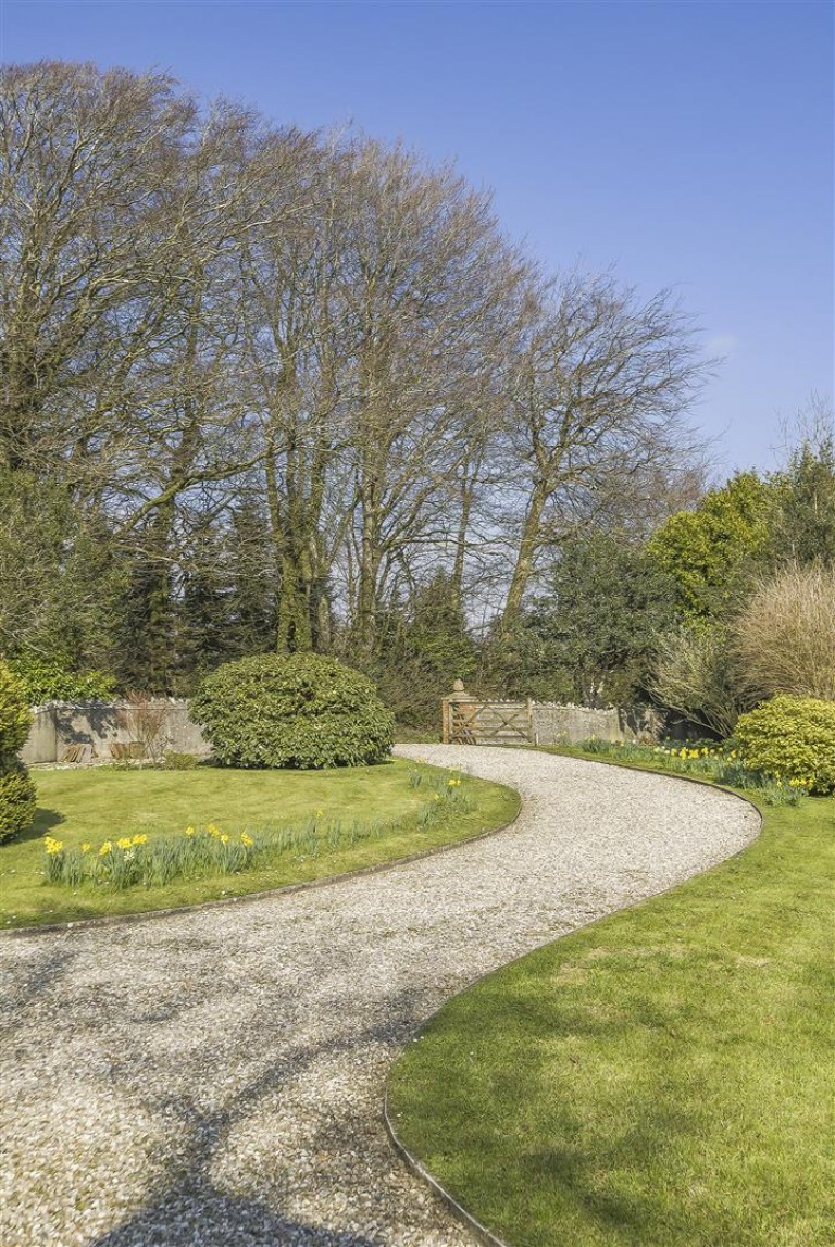 Images for Hillside street, Buckland St. Mary, Chard