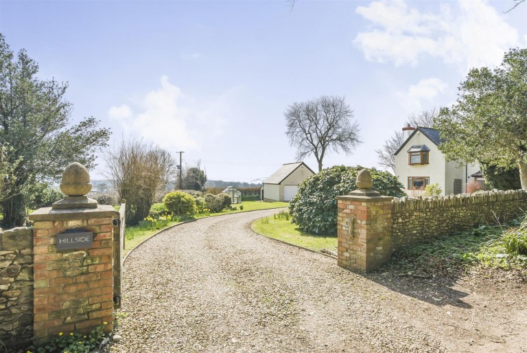 Images for Hillside street, Buckland St. Mary, Chard