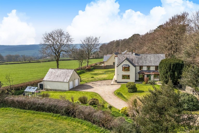 Images for Hillside street, Buckland St. Mary, Chard