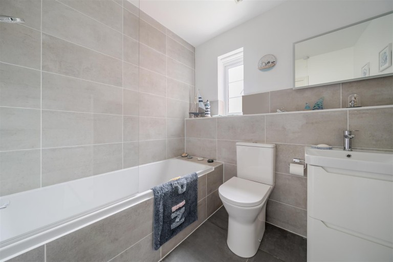 Images for Cobham Road, Blandford Forum