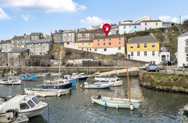 Click the photo for more details of The Cliff, Mevagissey, St. Austell