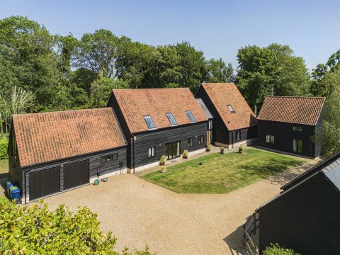 Click the photo for more details of High Street, Coton
