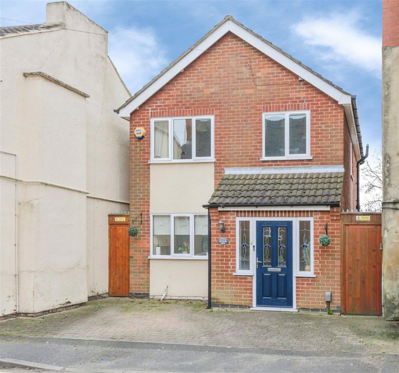 Click the photo for more details of Navigation Street, Measham, DE12