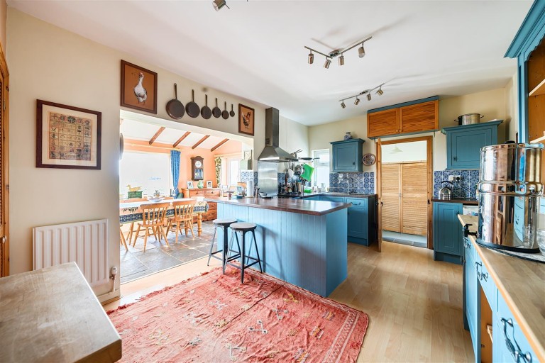 Images for Montacute Outskirts