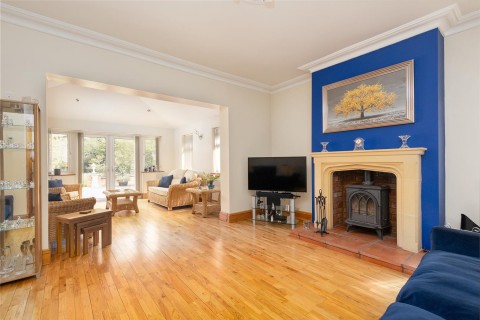 Click the photo for more details of Hillmorton Road, Rugby, CV22