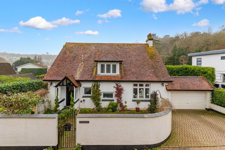 Click the photo for more details of Ilsham Road, Torquay