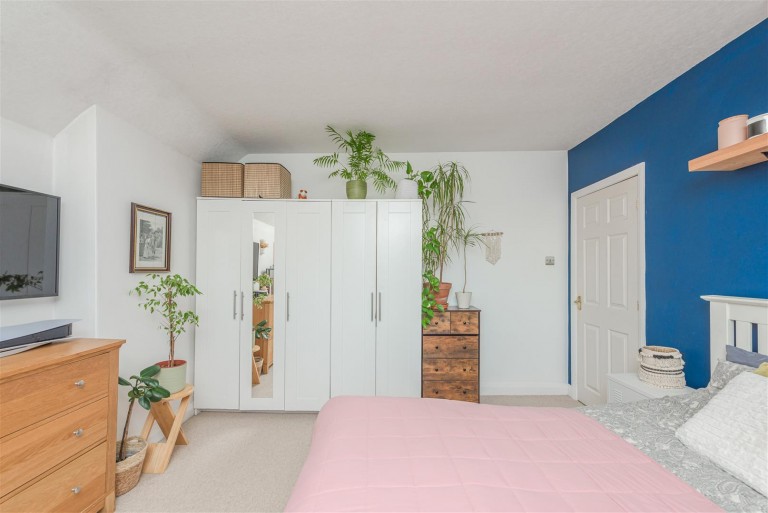 Images for Crescent Road, Hugglescote, Coalville, LE67