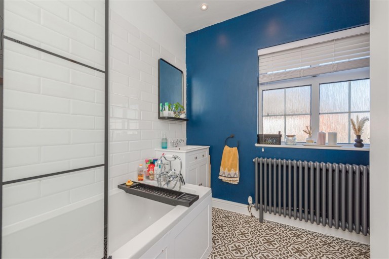 Images for Crescent Road, Hugglescote, Coalville, LE67