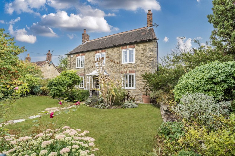 Click the photo for more details of Kington Magna