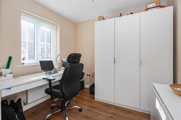 Images for Lincoln Gardens, Thaxted, Dunmow