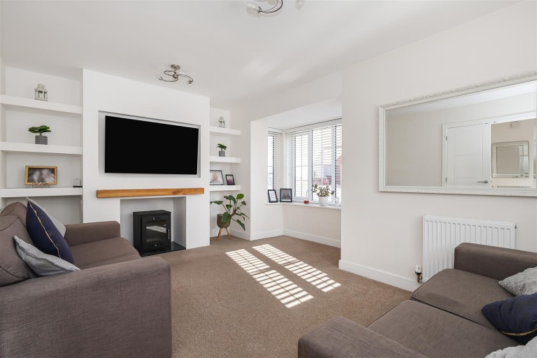 Images for Lincoln Gardens, Thaxted, Dunmow