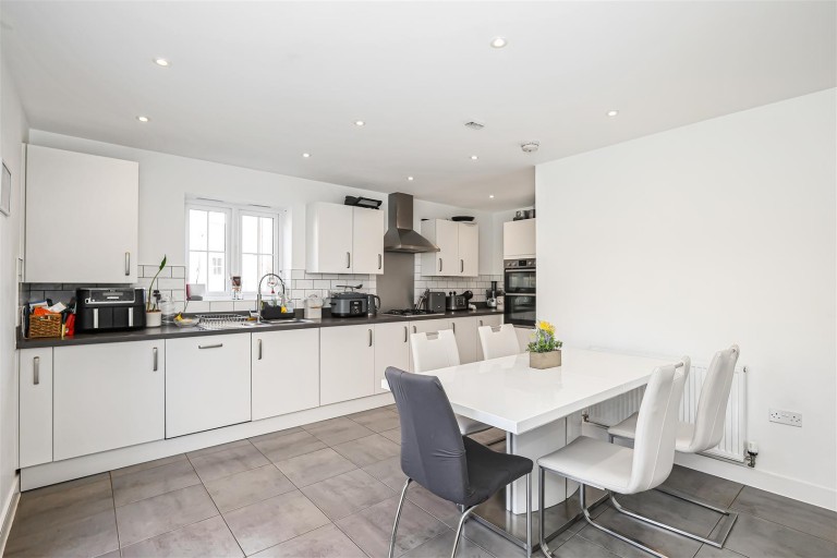 Images for Lincoln Gardens, Thaxted, Dunmow